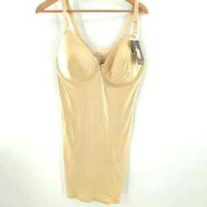 New with tags Maidenform tan full coverage foam cup slip 40D